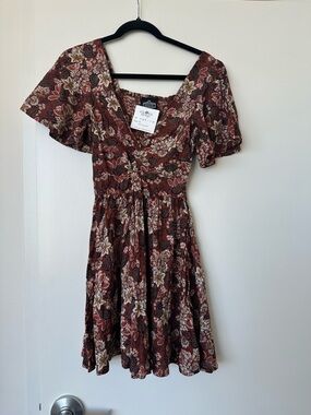 Women's Floral Short Sleeve Dress in Brown